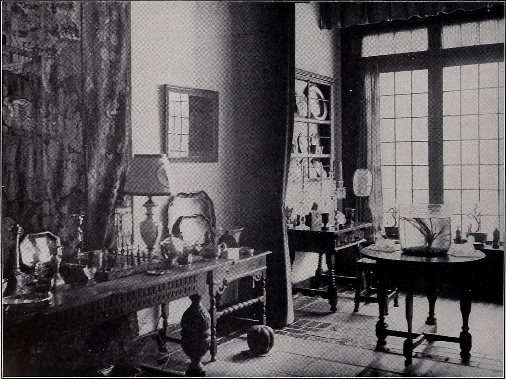 An illustration from Current architecture: published in connection with a joint exibition [sic] held in Boston November 1916, 1916, leaf 71