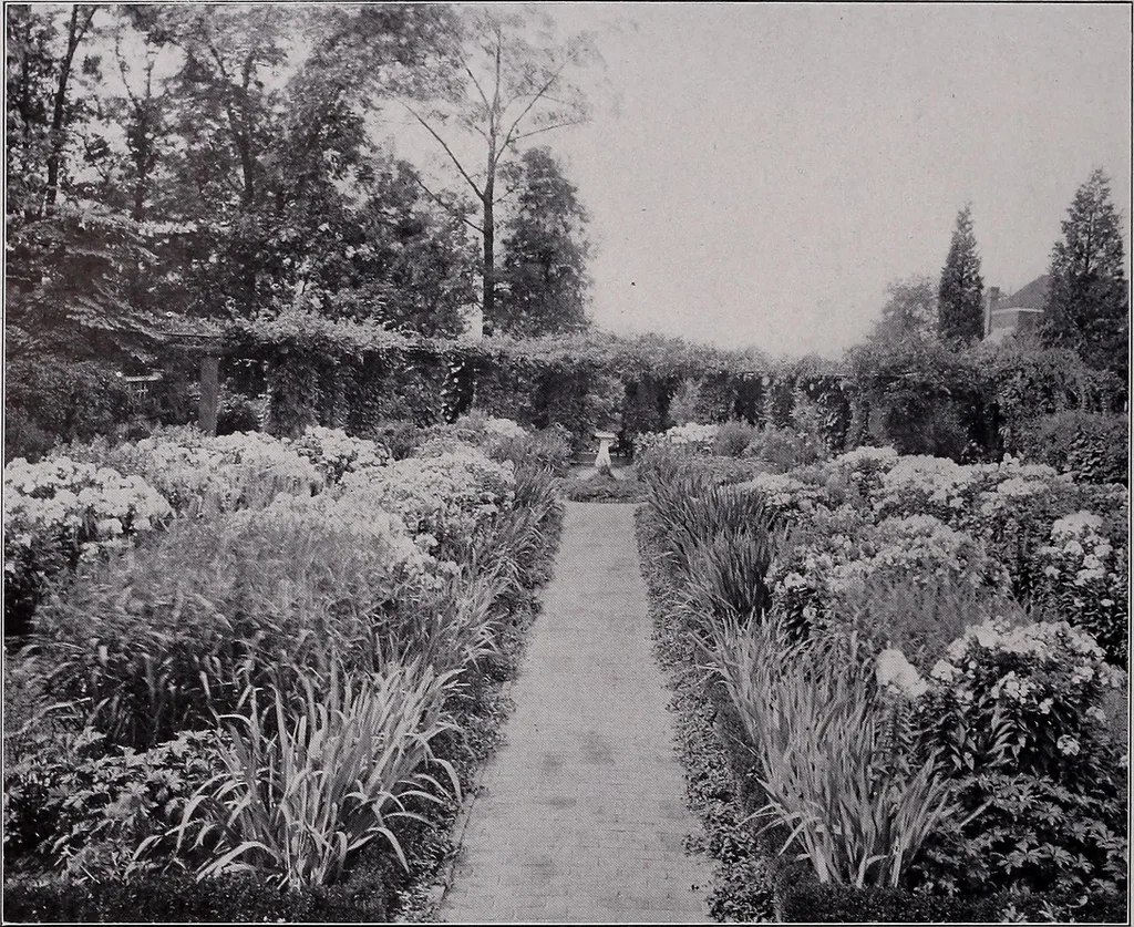 An illustration from Current architecture: published in connection with a joint exibition [sic] held in Boston November 1916, 1916, leaf 79
