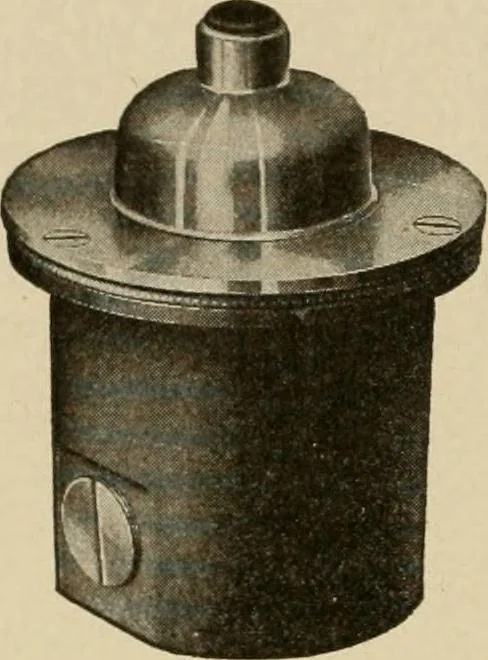 An illustration from Cyclopedia of applied electricity : a general reference work on direct-current generators and motors, storage batteries, electrochemistry, welding, electric wiring, meters, electric lighting, electric railways, power stations, switchboards, power transmission, alternating-current machinery, telegraphy, etc., 1916, leaf 310