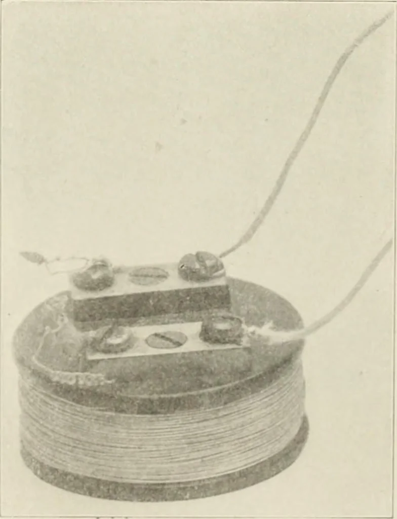 An illustration from Cyclopedia of applied electricity : a practical guide for electricians, mechanics, engineers, students, telegraph and telephone operators, and all others interested in electricity, 1905, leaf 385