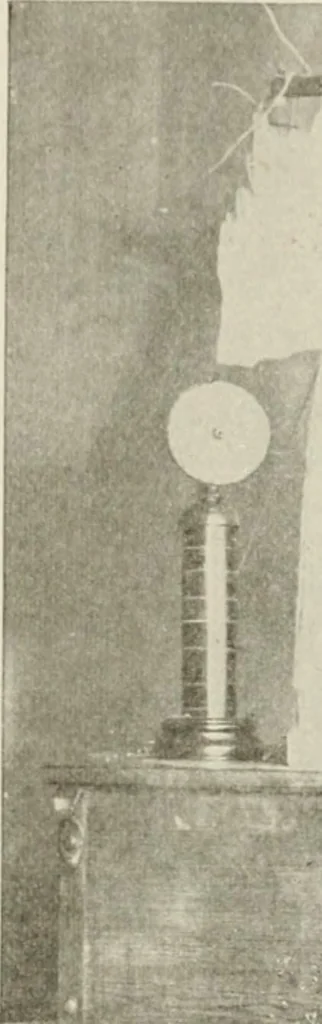 An illustration from Cyclopedia of applied electricity : a practical guide for electricians, mechanics, engineers, students, telegraph and telephone operators, and all others interested in electricity, 1905, leaf 424