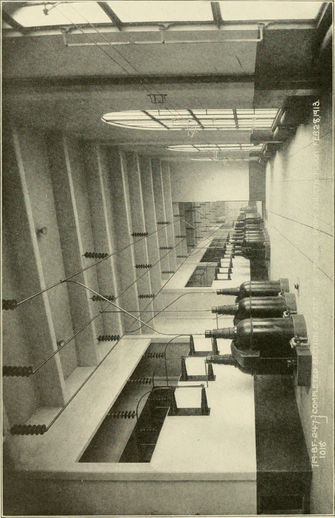 An illustration from Cyclopedia of applied electricity : a general reference work on direct-current generators and motors, storage batteries, electrochemistry, welding, electric wiring, meters, electric lighting, electric railways, power stations, switchboards, power transmission, alternating-current machinery, telegraphy, etc., 1916, leaf 163