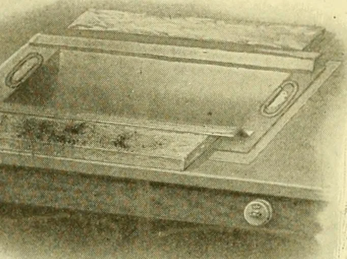An illustration from Cyclopedia of applied electricity : a general reference work on direct-current generators and motors, storage batteries, electrochemistry, welding, electric wiring, meters, electric lighting, electric railways, power stations, switchboards, power transmission, alternating-current machinery, telegraphy, etc., 1916, leaf 323
