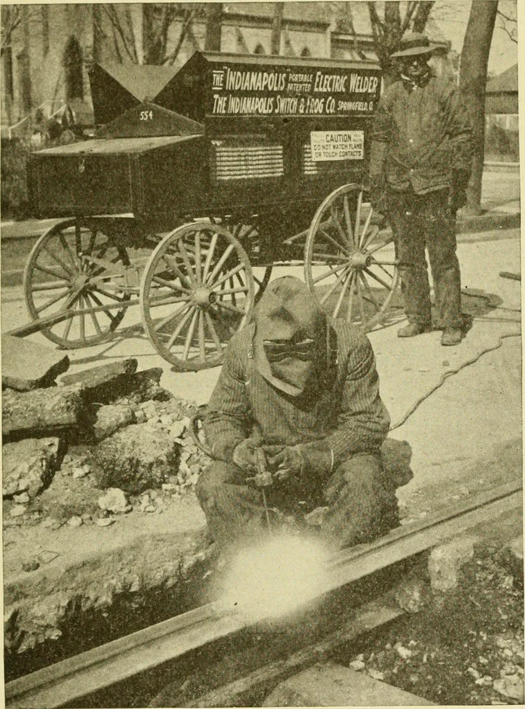 An illustration from Cyclopedia of applied electricity : a general reference work on direct-current generators and motors, storage batteries, electrochemistry, welding, electric wiring, meters, electric lighting, electric railways, power stations, switchboards, power transmission, alternating-current machinery, telegraphy, etc., 1916, leaf 374