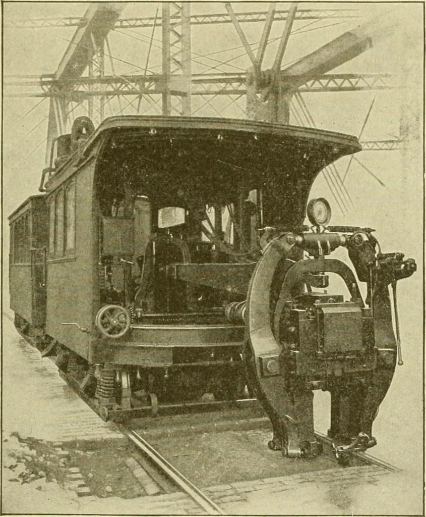 An illustration from Cyclopedia of applied electricity : a general reference work on direct-current generators and motors, storage batteries, electrochemistry, welding, electric wiring, meters, electric lighting, electric railways, power stations, switchboards, power transmission, alternating-current machinery, telegraphy, etc., 1916, leaf 422
