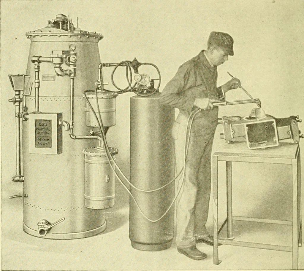 An illustration from Cyclopedia of applied electricity : a general reference work on direct-current generators and motors, storage batteries, electrochemistry, welding, electric wiring, meters, electric lighting, electric railways, power stations, switchboards, power transmission, alternating-current machinery, telegraphy, etc., 1916, leaf 439