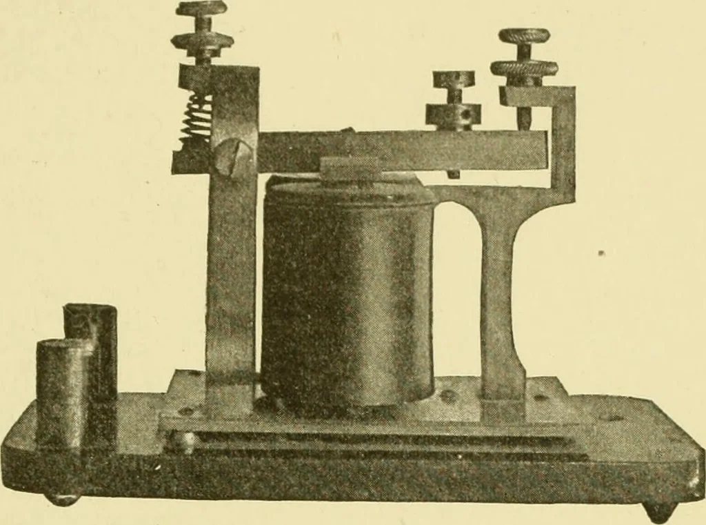 An illustration from Cyclopedia of applied electricity : a general reference work on direct-current generators and motors, storage batteries, electrochemistry, welding, electric wiring, meters, electric lighting, electric railways, power stations, switchboards, power transmission, alternating-current machinery, telegraphy, etc., 1916, leaf 46