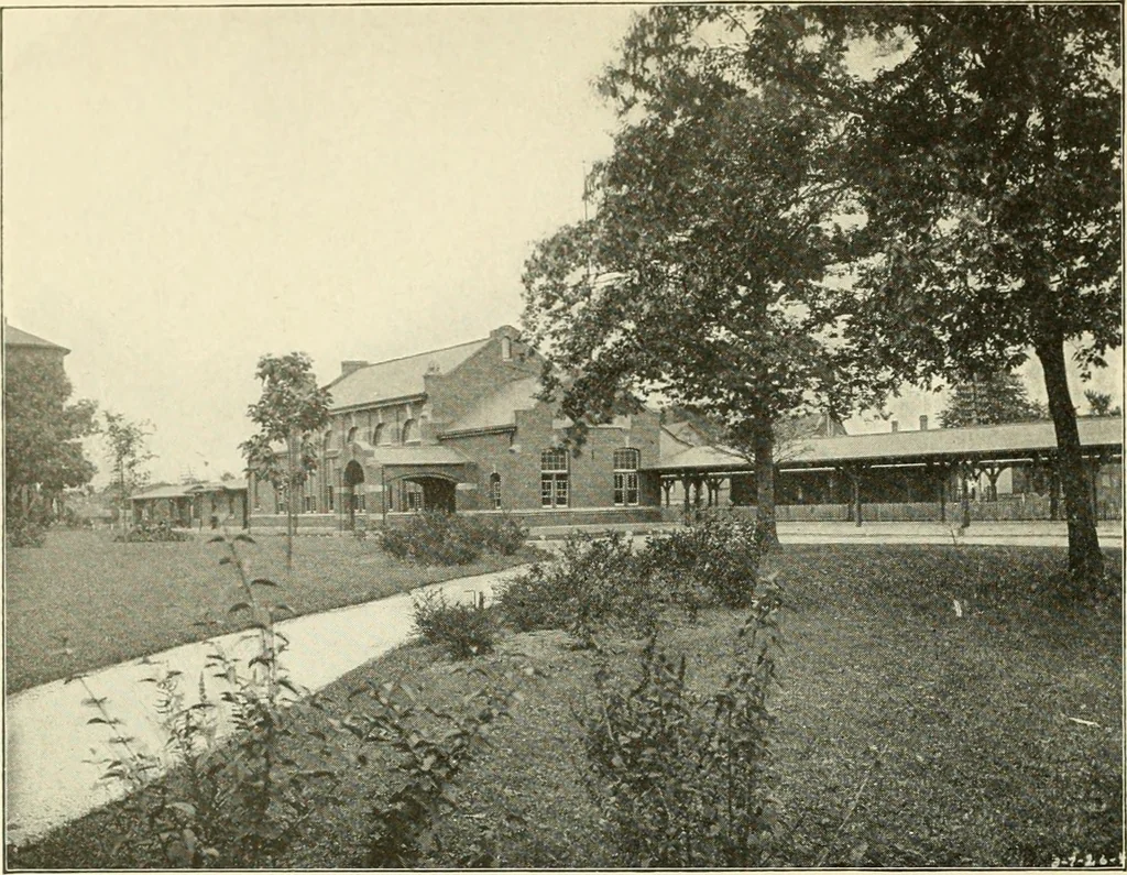 An illustration from Cyclopedia of architecture, carpentry, and building : a general reference work, 1912, leaf 287