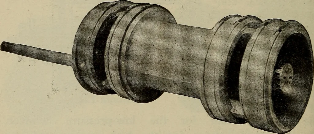 An illustration from Cyclopedia of locomotive engineering, with examination questions and answers; a practical manual on the construction care and management of modern locomotives, 1916, leaf 267