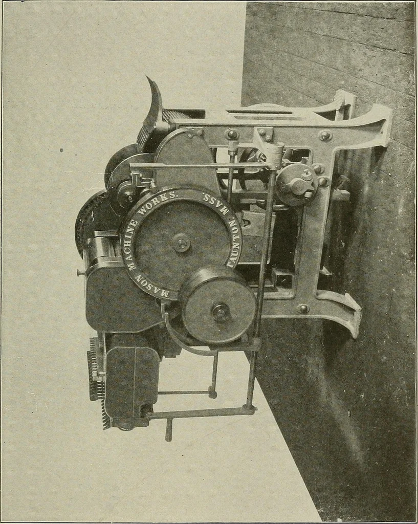 An illustration from Cyclopedia of textile work : a general reference library on cotton, woolen and worsted yarn manufacture, weaving, designing, chemistry and dyeing, finishing, knitting, and allied subjects, 1911, leaf 191