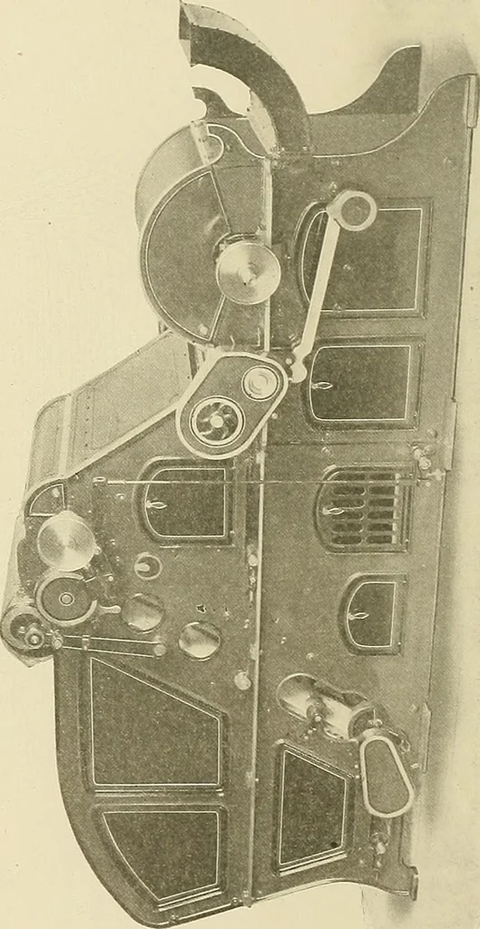 An illustration from Cyclopedia of textile work; a general reference library on cotton, woolen and worsted yarn manufacture, weaving, designing, chemistry and dyeing, finishing, knitting, and allied subjects, 1911, leaf 44