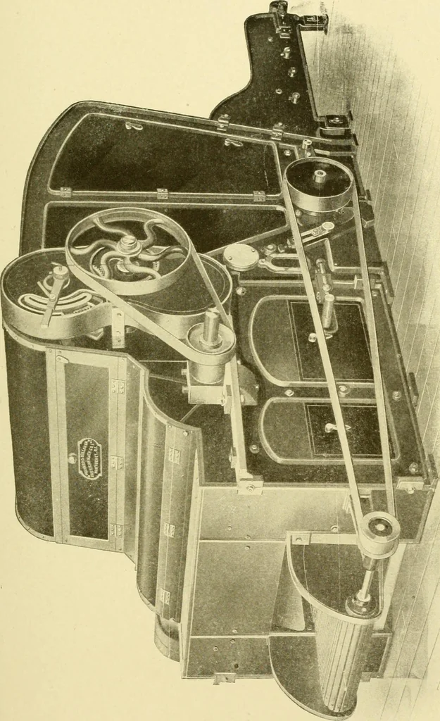 An illustration from Cyclopedia of textile work : a general reference library on cotton, woollen and worsted yarn manufacture, weaving, designing, chemistry and dyeing, finishing, knitting, and allied subjects, 1907, leaf 52