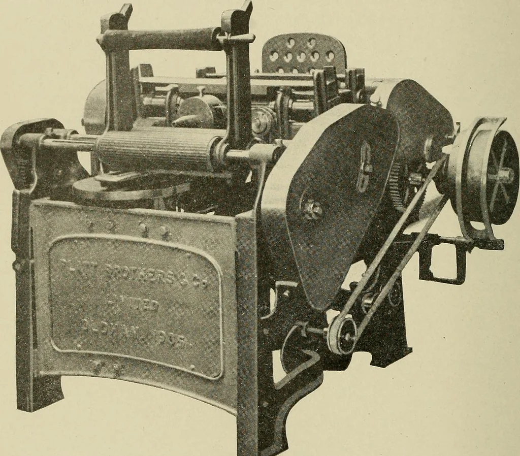 An illustration from Cyclopedia of textile work : a general reference library on cotton, woolen and worsted yarn manufacture, weaving, designing, chemistry and dyeing, finishing, knitting, and allied subjects, 1911, leaf 169