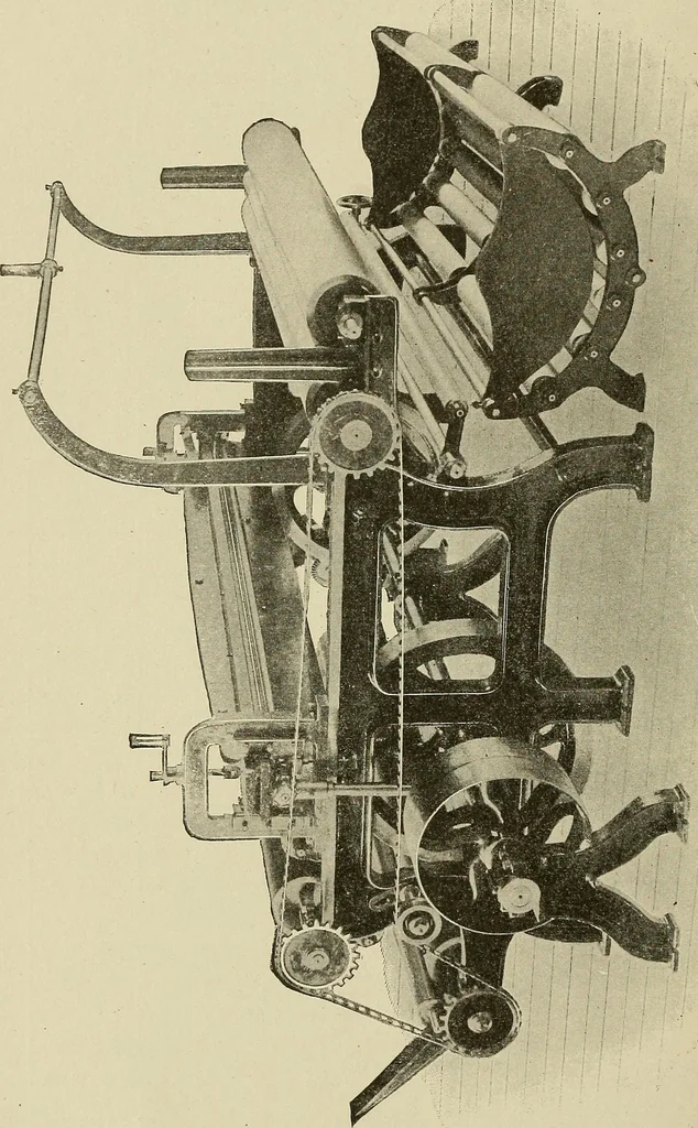 An illustration from Cyclopedia of textile work : a general reference library on cotton, woolen and worsted yarn manufacture, weaving, designing, chemistry and dyeing, finishing, knitting, and allied subjects, 1911, leaf 331