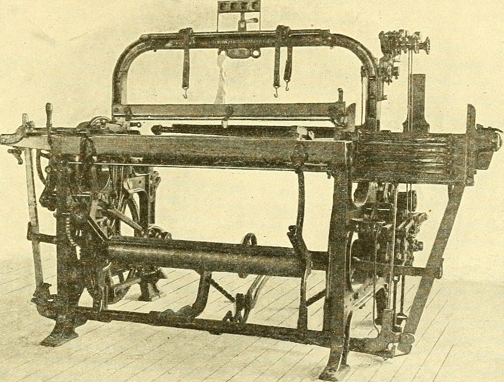 An illustration from Cyclopedia of textile work : a general reference library on cotton, woolen and worsted yarn manufacture, weaving, designing, chemistry and dyeing, finishing, knitting, and allied subjects, 1911, leaf 202