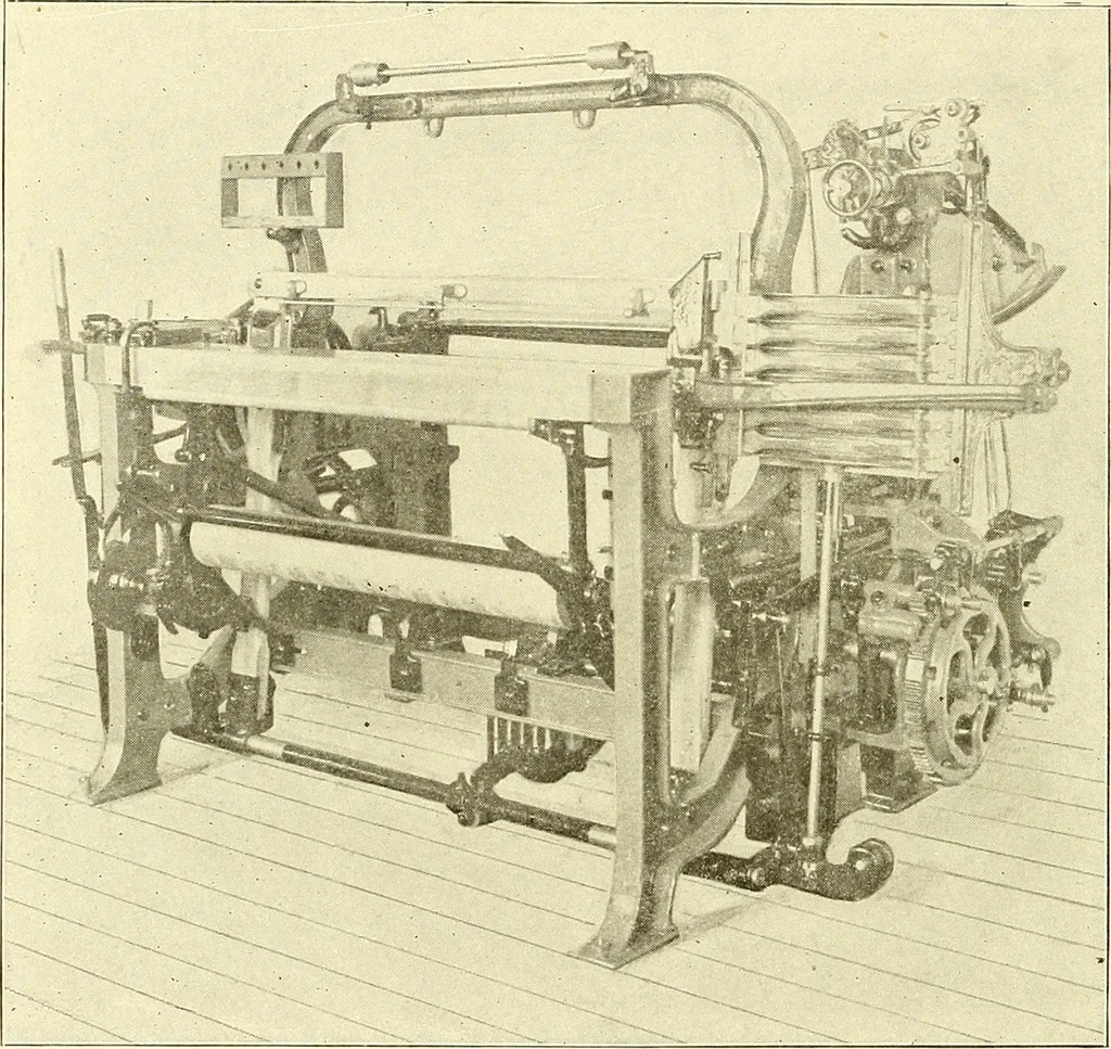 An illustration from Cyclopedia of textile work : a general reference library on cotton, woolen and worsted yarn manufacture, weaving, designing, chemistry and dyeing, finishing, knitting, and allied subjects, 1911, leaf 225