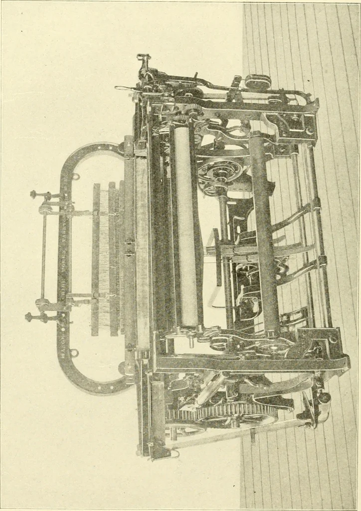 An illustration from Cyclopedia of textile work : a general reference library on cotton, woollen and worsted yarn manufacture, weaving, designing, chemistry and dyeing, finishing, knitting, and allied subjects, 1907, leaf 116
