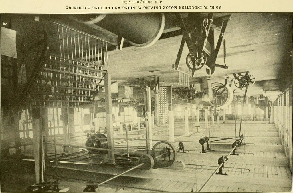 An illustration from Cyclopedia of textile work : a general reference library on cotton, woollen and worsted yarn manufacture, weaving, designing, chemistry and dyeing, finishing, knitting, and allied subjects, 1907, leaf 35
