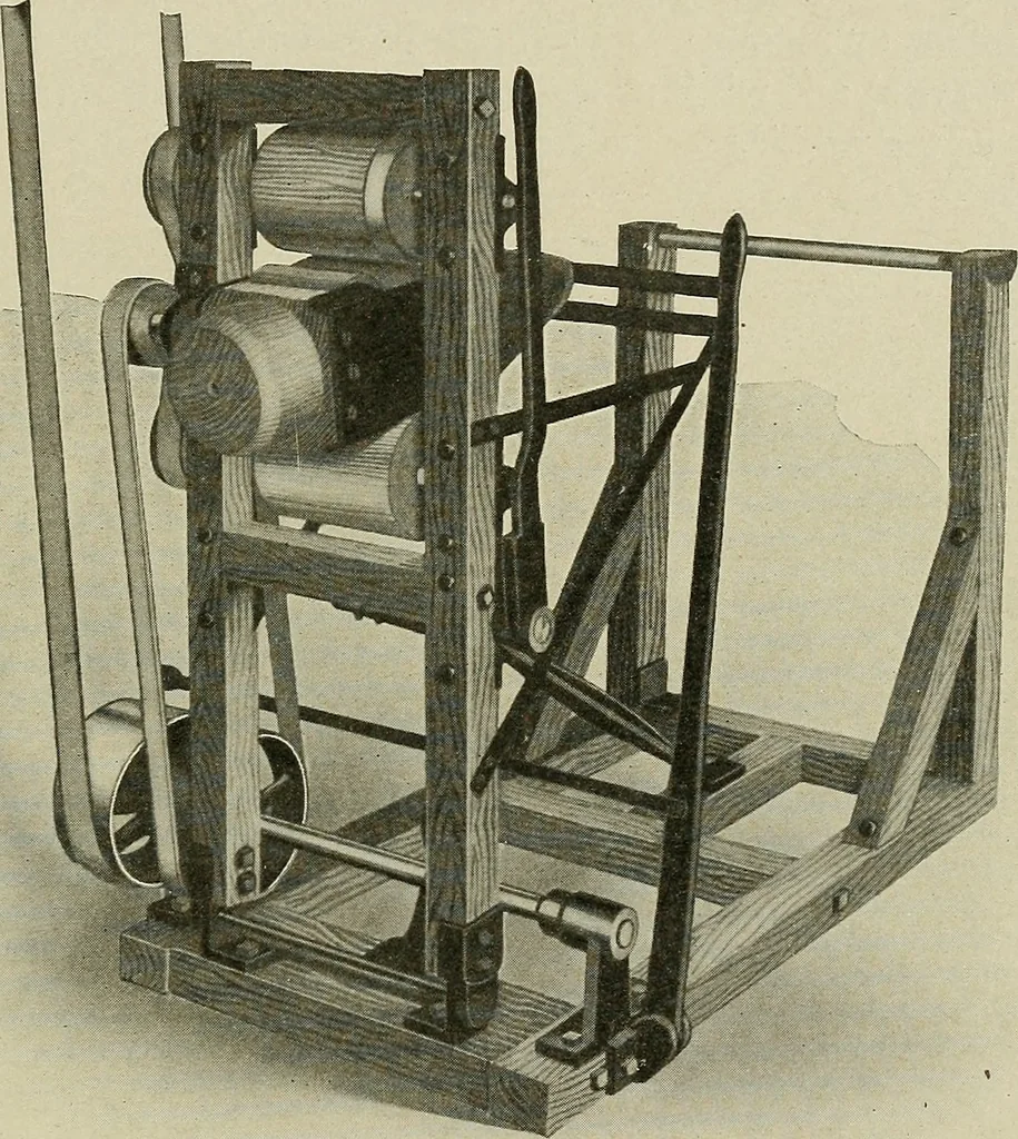 An illustration from Cyclopedia of textile work : a general reference library on cotton, woolen and worsted yarn manufacture, weaving, designing, chemistry and dyeing, finishing, knitting, and allied subjects, 1911, leaf 340