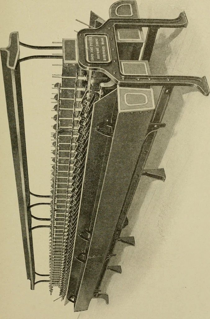 An illustration from Cyclopedia of textile work : a general reference library on cotton, woolen and worsted yarn manufacture, weaving, designing, chemistry and dyeing, finishing, knitting, and allied subjects, 1911, leaf 44