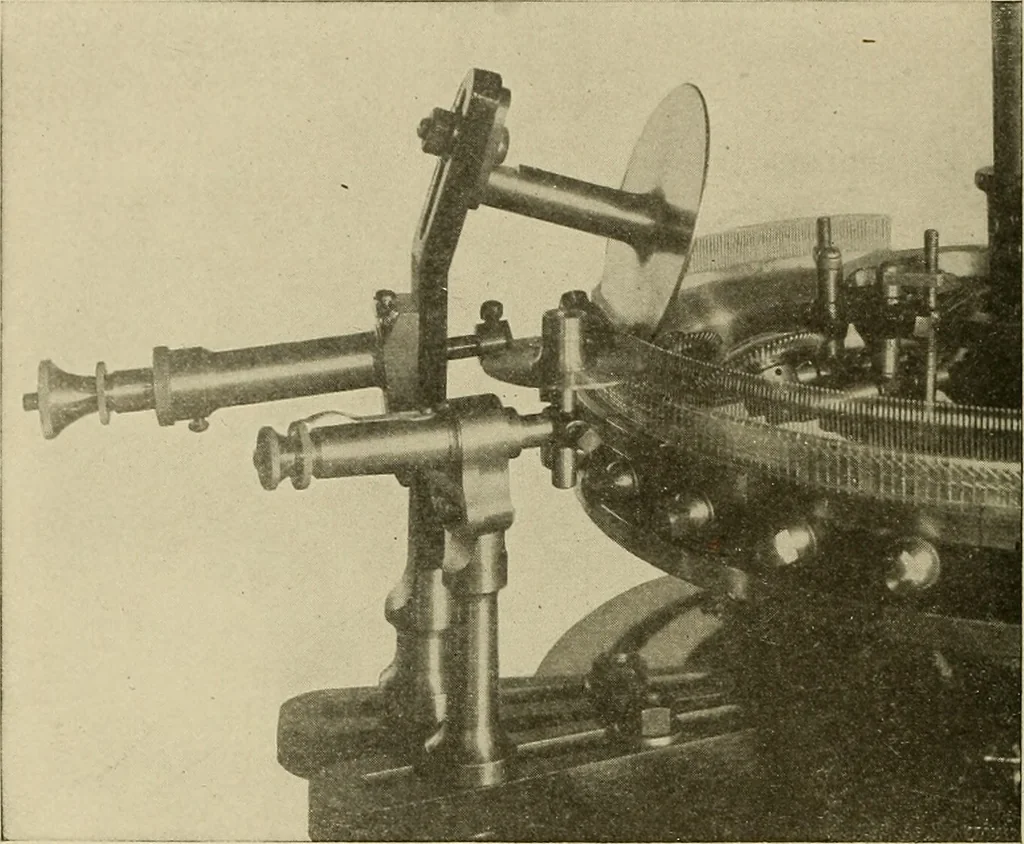 An illustration from Cyclopedia of textile work : a general reference library on cotton, woolen and worsted yarn manufacture, weaving, designing, chemistry and dyeing, finishing, knitting, and allied subjects, 1911, leaf 87