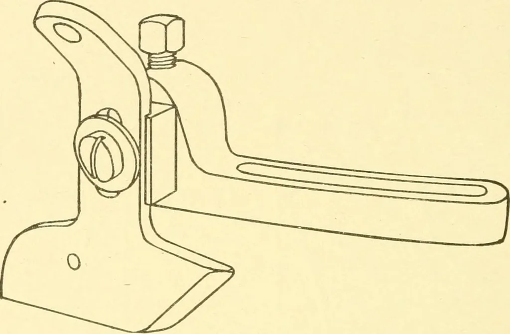 An illustration from Cyclopedia of textile work : a general reference library on cotton, woollen and worsted yarn manufacture, weaving, designing, chemistry and dyeing, finishing, knitting, and allied subjects, 1907, leaf 170