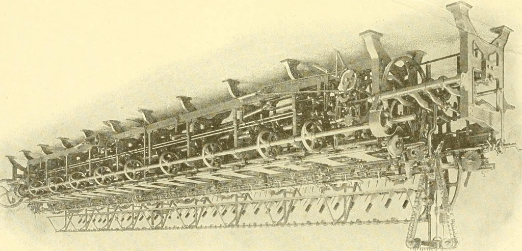 An illustration from Cyclopedia of textile work : a general reference library on cotton, woollen and worsted yarn manufacture, weaving, designing, chemistry and dyeing, finishing, knitting, and allied subjects, 1907, leaf 324