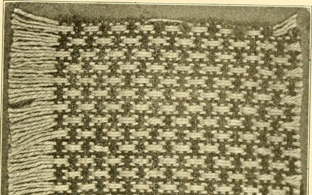 An illustration from Cyclopedia of textile work : a general reference library on cotton, woollen and worsted yarn manufacture, weaving, designing, chemistry and dyeing, finishing, knitting, and allied subjects, 1907, leaf 339