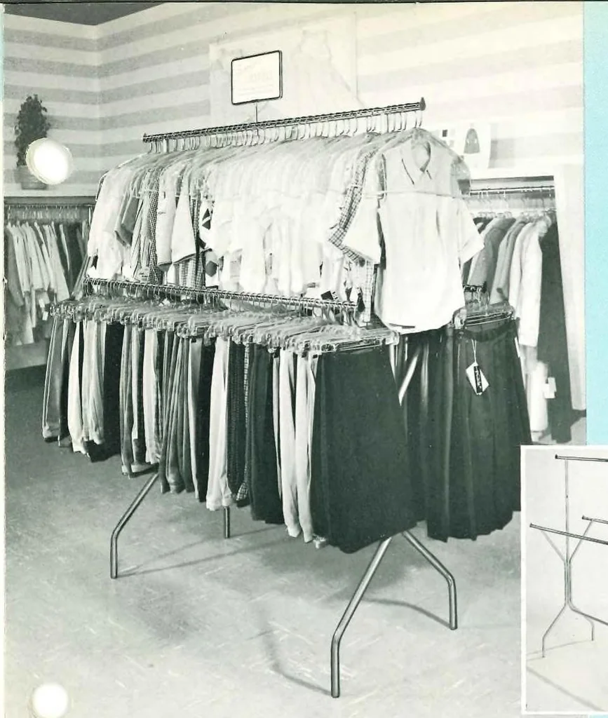 An illustration from Darling Racks 1962, 1962, leaf 10