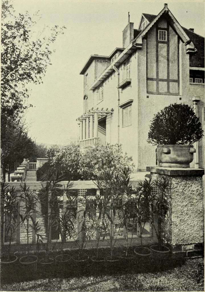 An illustration from Das moderne Landhaus : ein Beitrag zur neuen Baukunst, 1905, leaf 45