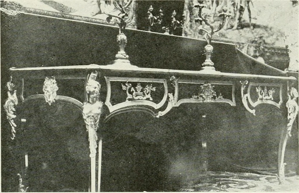 An illustration from Décor du métal : le cuivre et le bronze, 1917, leaf 141