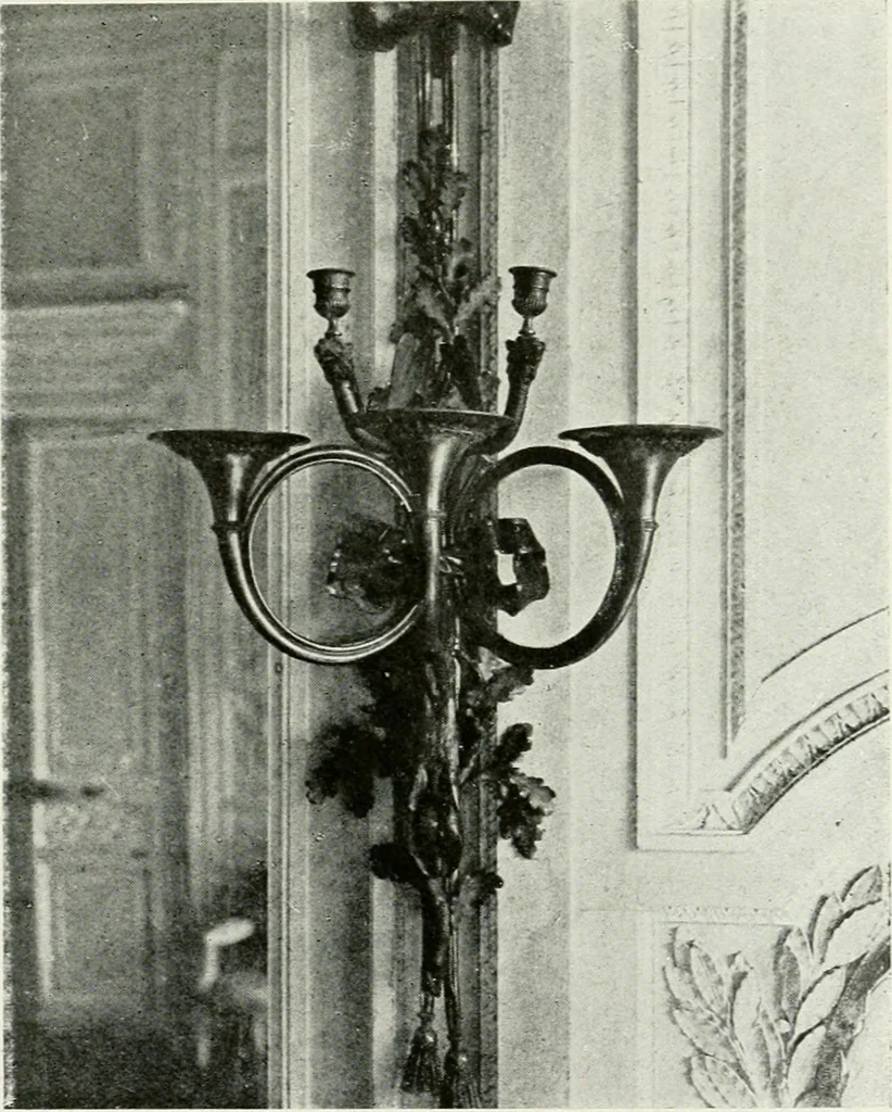 An illustration from Décor du métal : le cuivre et le bronze, 1917, leaf 161