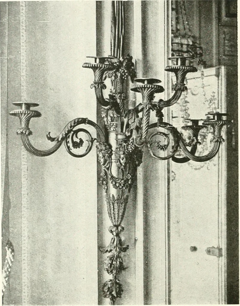 An illustration from Décor du métal : le cuivre et le bronze, 1917, leaf 162
