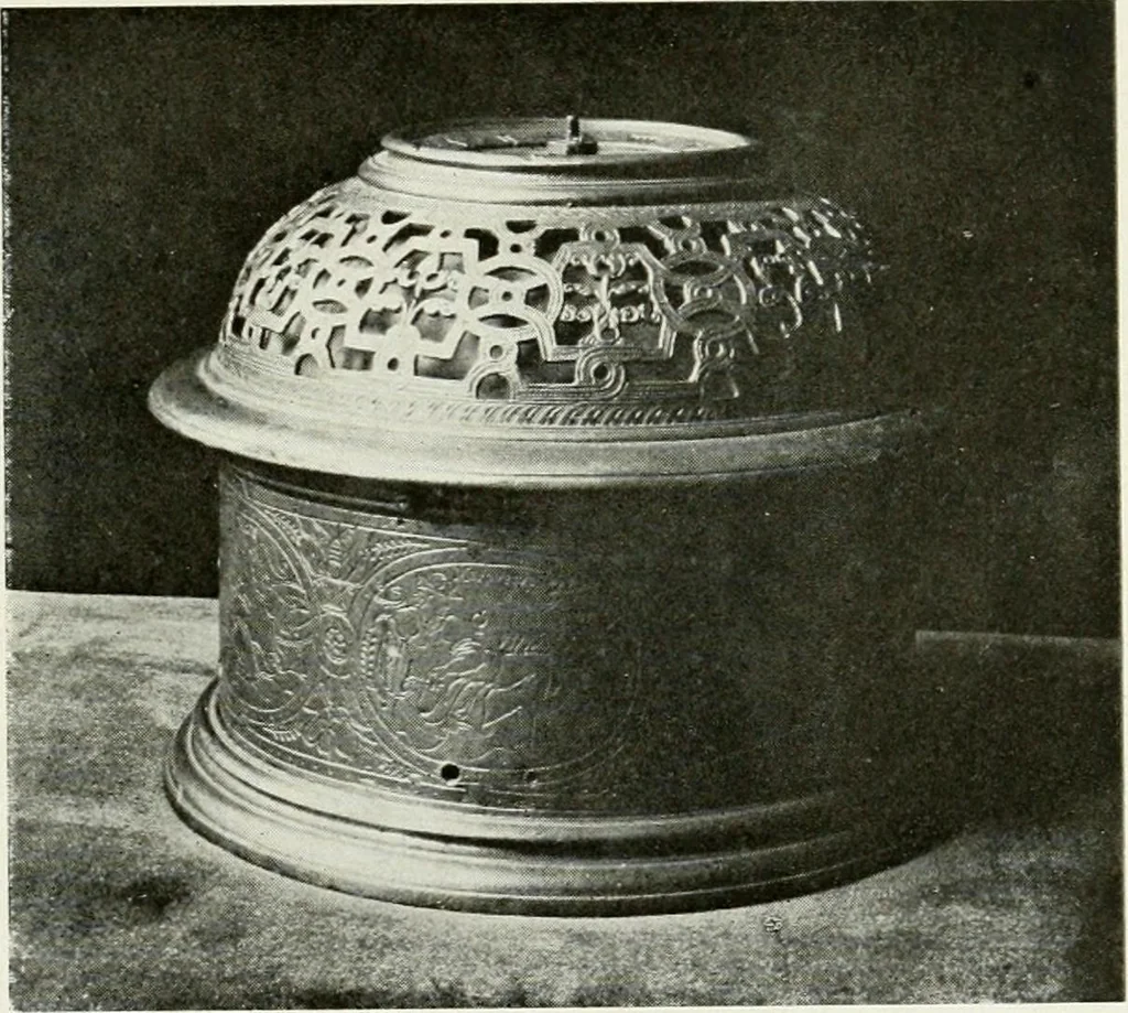 An illustration from Décor du métal : le cuivre et le bronze, 1917, leaf 195