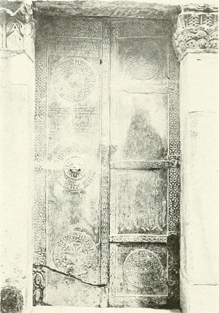 An illustration from Décor du métal : le cuivre et le bronze, 1917, leaf 46