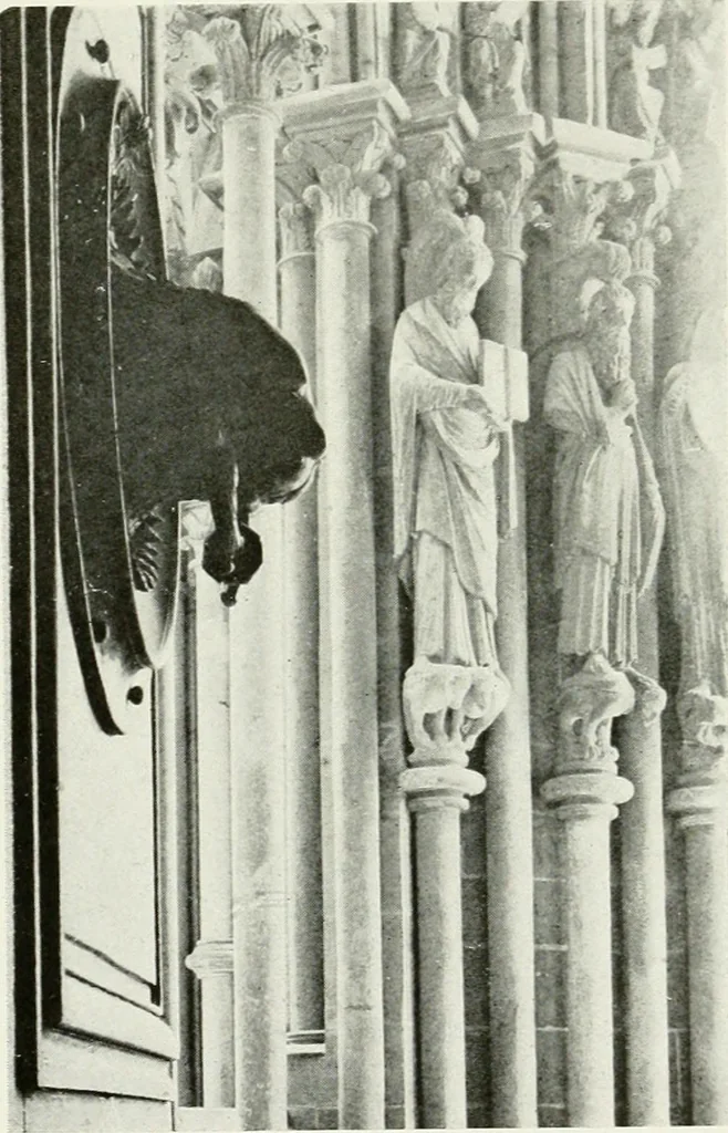 An illustration from Décor du métal : le cuivre et le bronze, 1917, leaf 51