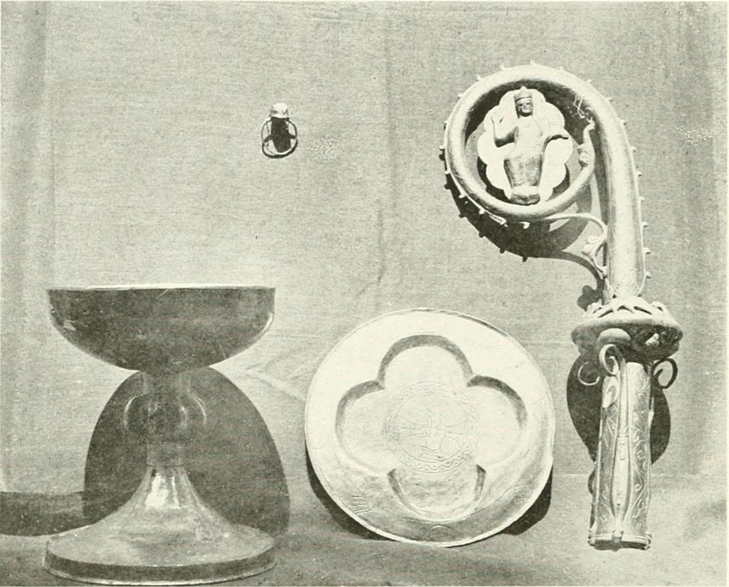 An illustration from Décor du métal : le cuivre et le bronze, 1917, leaf 52