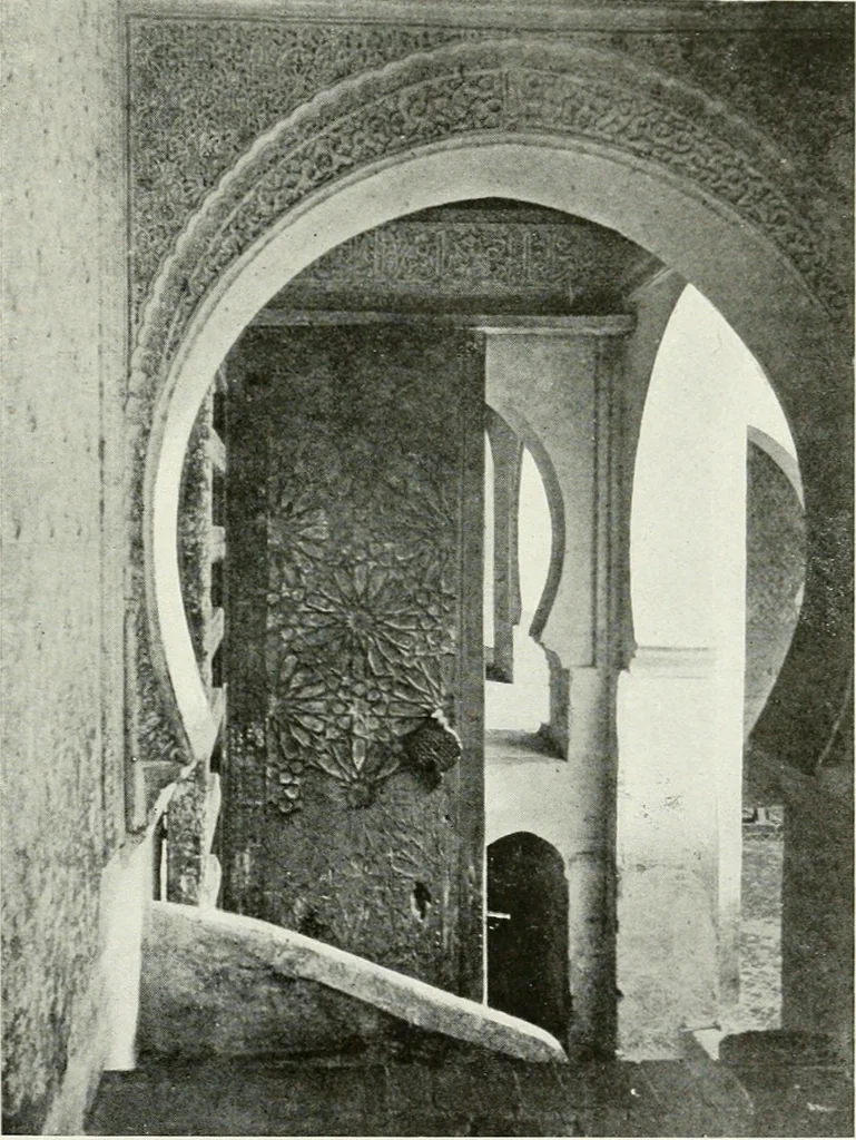 An illustration from Décor du métal : le cuivre et le bronze, 1917, leaf 65
