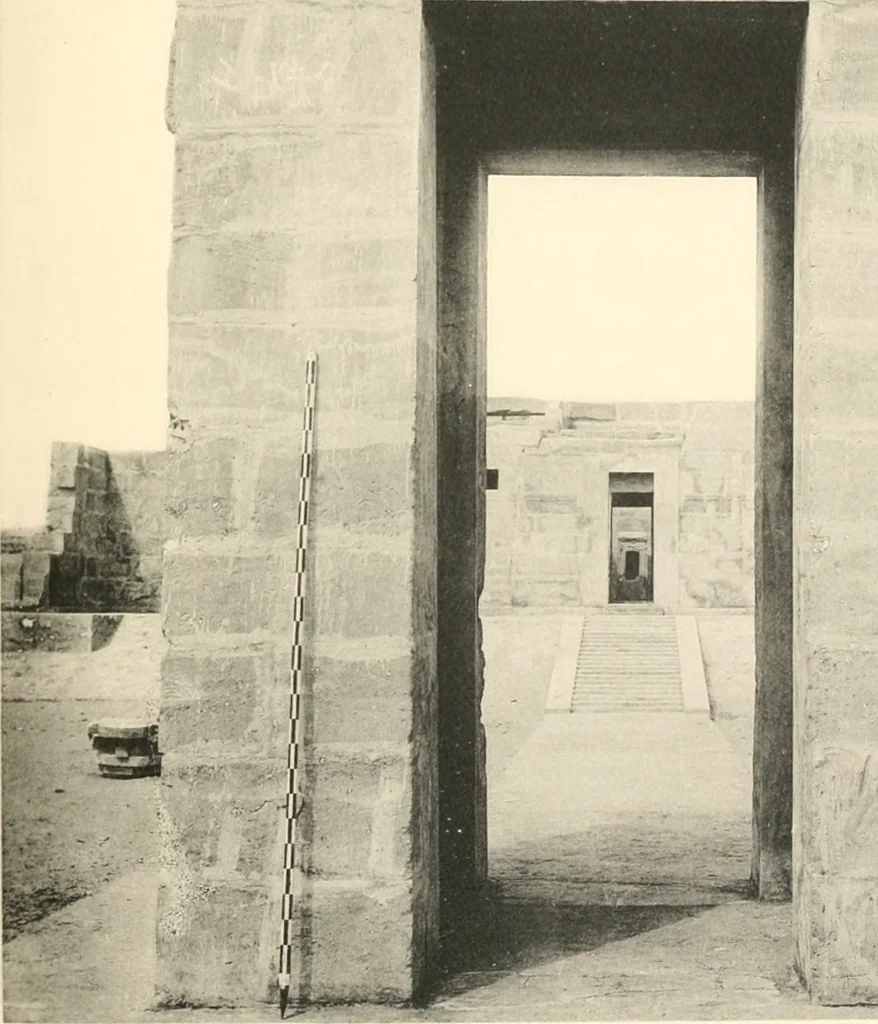An illustration from Debod bis Bab Kalabsche, 1911, leaf 16