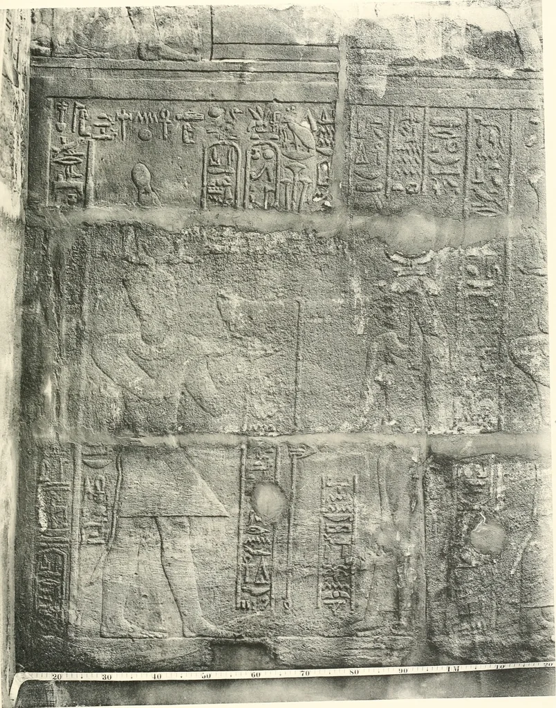 An illustration from Debod bis Bab Kalabsche, 1911, leaf 64