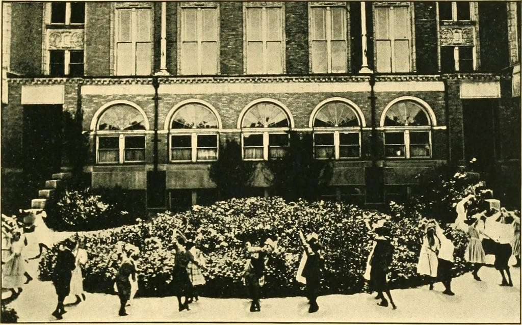 An illustration from Decoration of the school and home, 1914, leaf 24