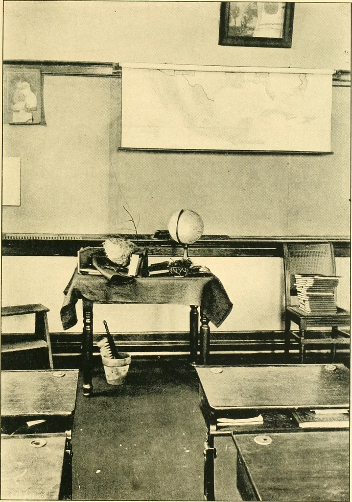 An illustration from Decoration of the school and home, 1914, leaf 44