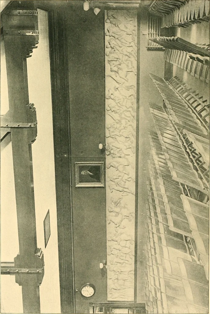 An illustration from Decoration of the school and home, 1914, leaf 89