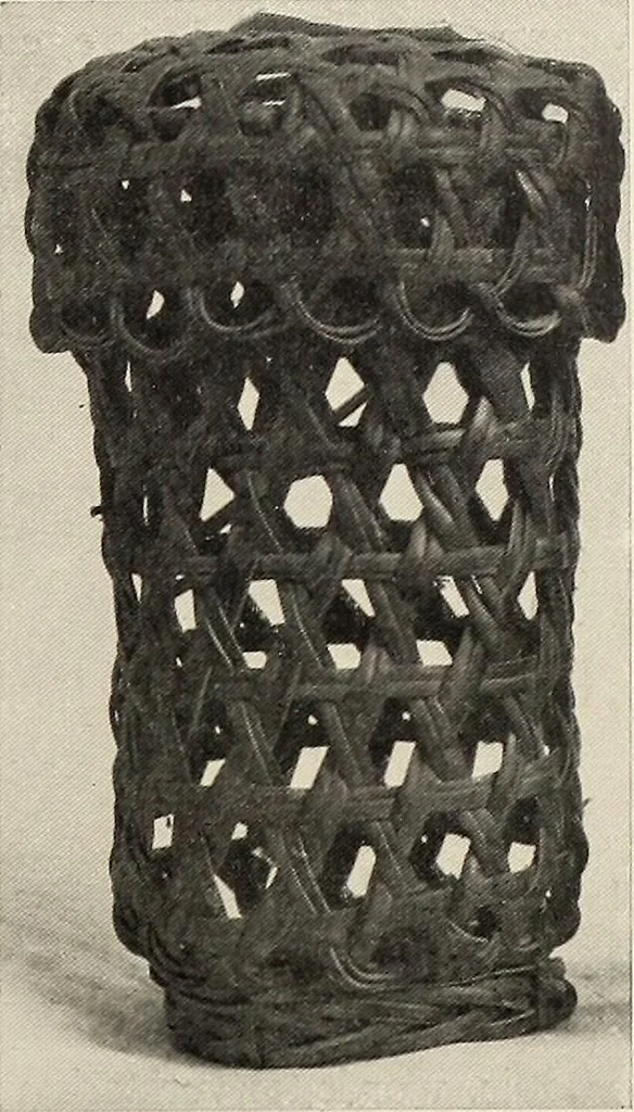 An illustration from De inlandsche kunstnijverheid in Nederlandsch Indië, 1912, leaf 166