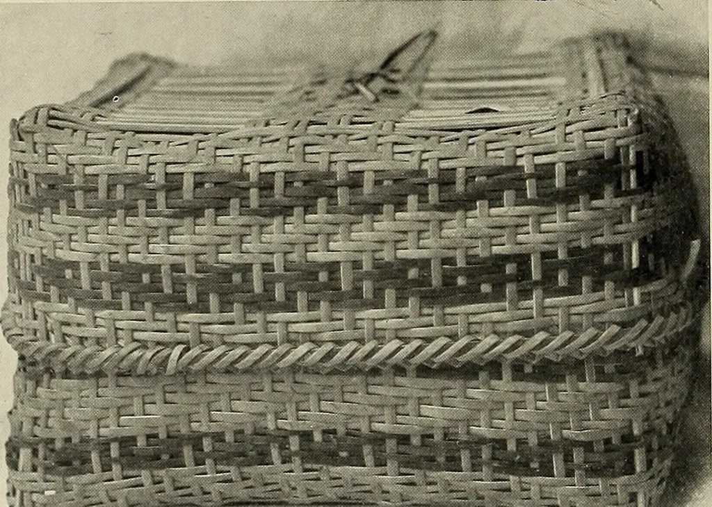 An illustration from De inlandsche kunstnijverheid in Nederlandsch Indië, 1912, leaf 175