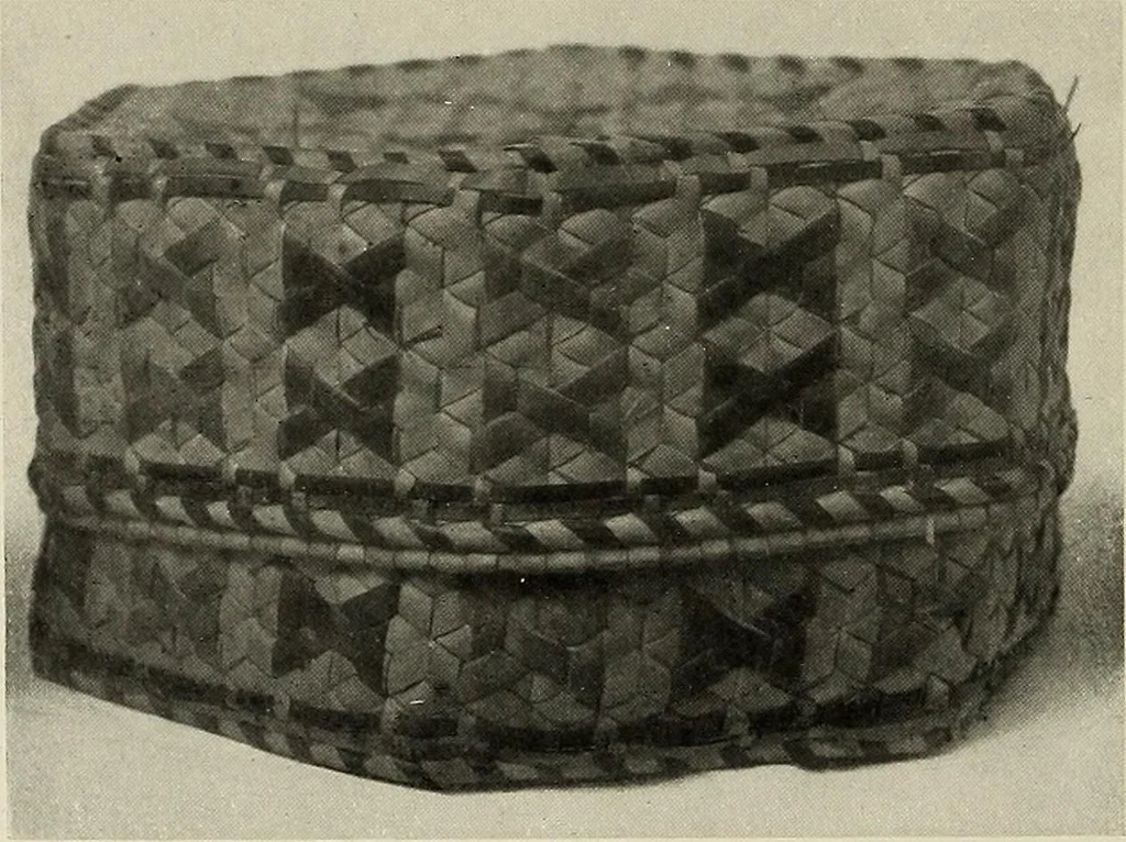 An illustration from De inlandsche kunstnijverheid in Nederlandsch Indië, 1912, leaf 179