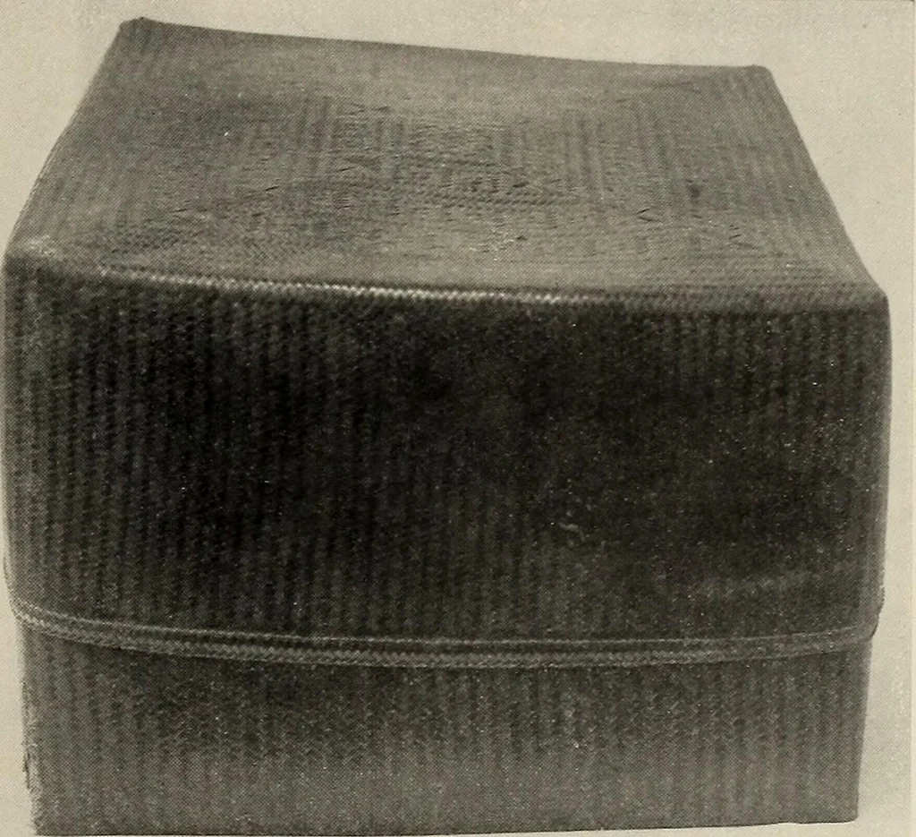 An illustration from De inlandsche kunstnijverheid in Nederlandsch Indië, 1912, leaf 190