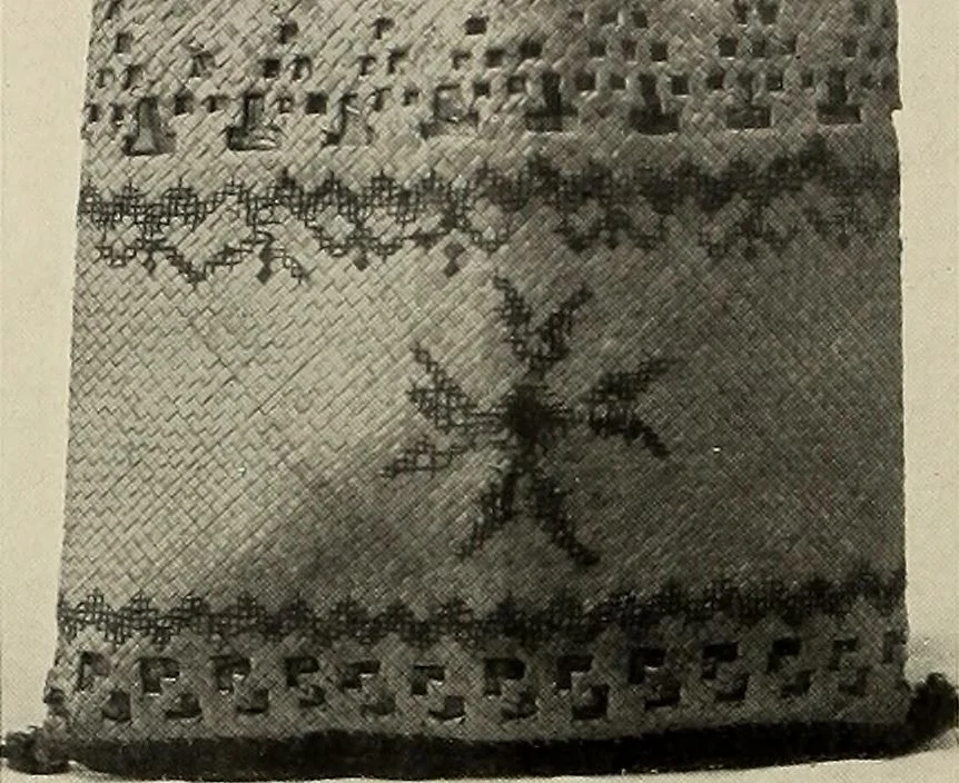 An illustration from De inlandsche kunstnijverheid in Nederlandsch Indië, 1912, leaf 197