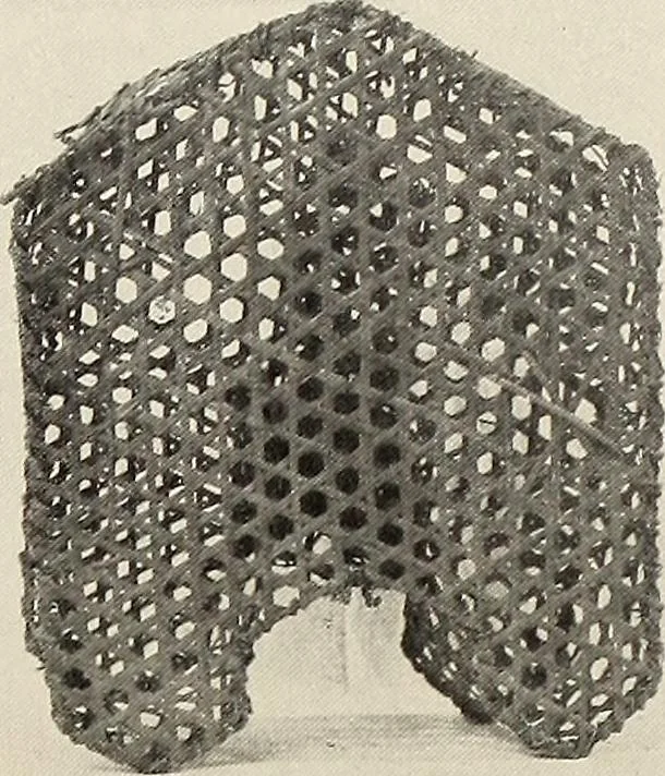 An illustration from De inlandsche kunstnijverheid in Nederlandsch Indië, 1912, leaf 226