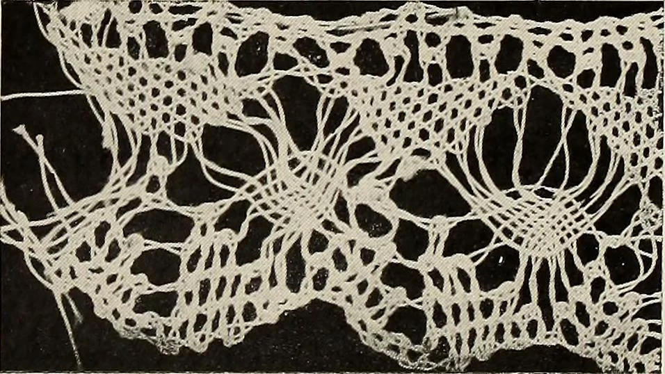 An illustration from De inlandsche kunstnijverheid in Nederlandsch Indië, 1912, leaf 375